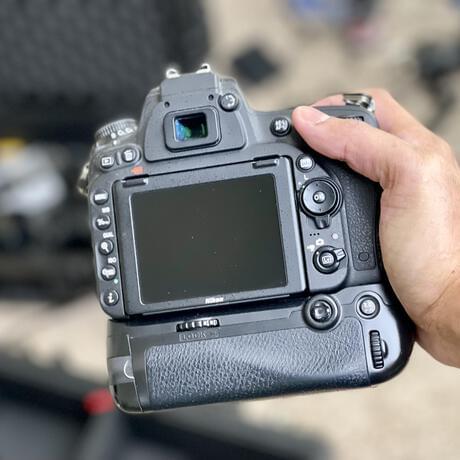 thumbnail-2 for Nikon D750 Body with Battery Grip - Like New