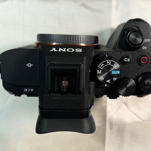 Sony ILCE-7M4  A7IV Camera Body