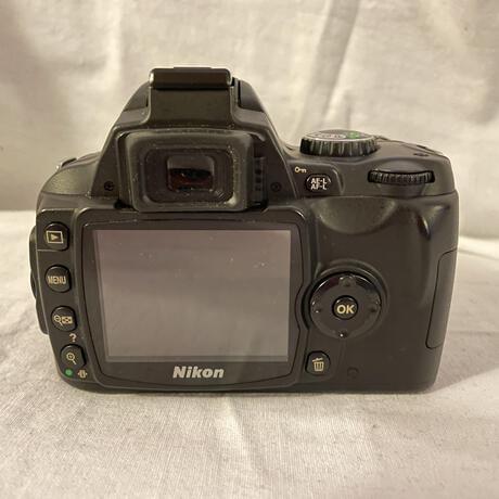 thumbnail-4 for Nikon D40 DSLR Kit