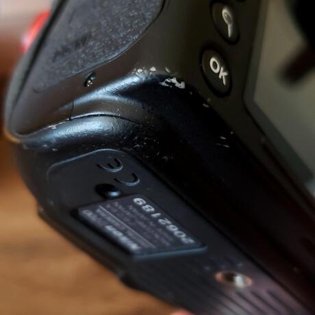 thumbnail-5 for D700 Nikon (FX) Camera Body w/Peak Design Camera Strap