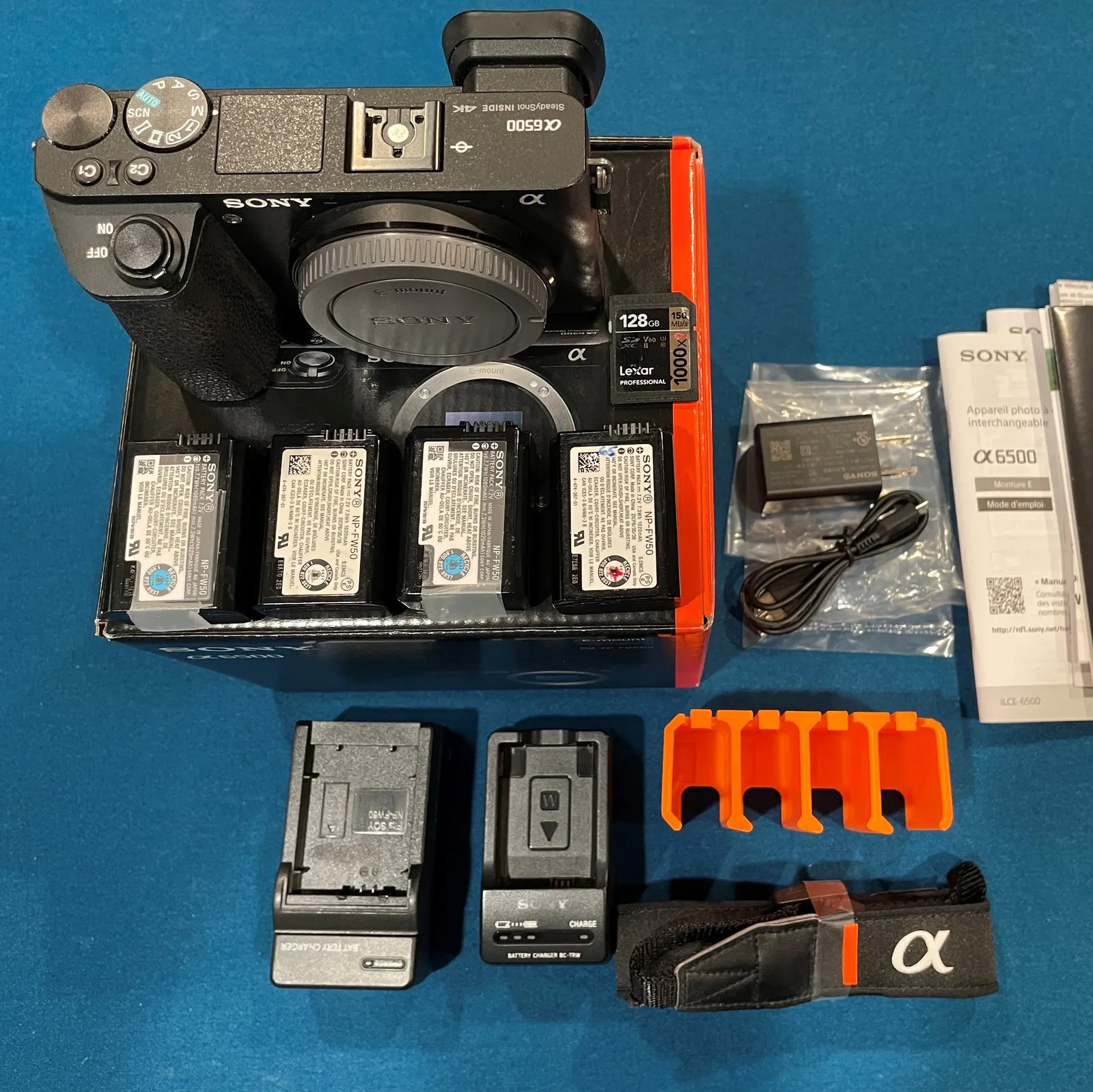 Sony a6500 body with extra batterys and 128g Memory Card