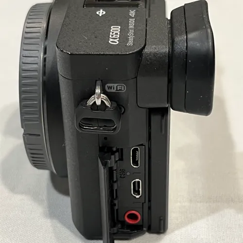 thumbnail-12 for Sony a6500 body with extra batterys and 128g Memory Card