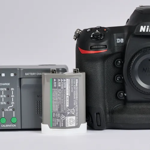 thumbnail-0 for Nikon D6 EXTREMELY Low Shutter Count 4745