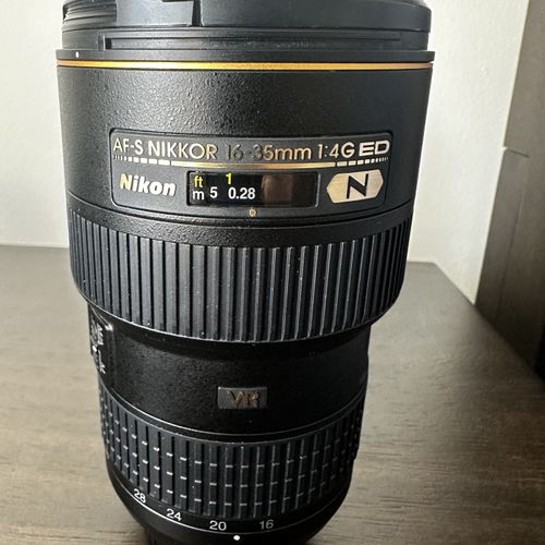 thumbnail-14 for Nikon D5500 with lens and accessories