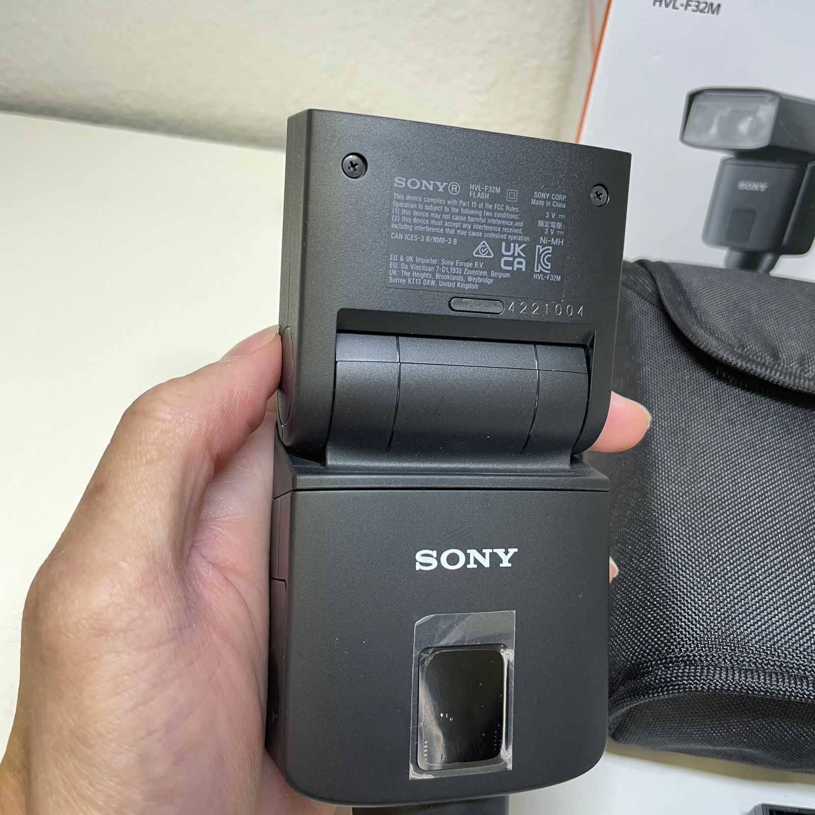 Sony HVL-F32M MI multi-interface shoe Camera Flash Black In Very
