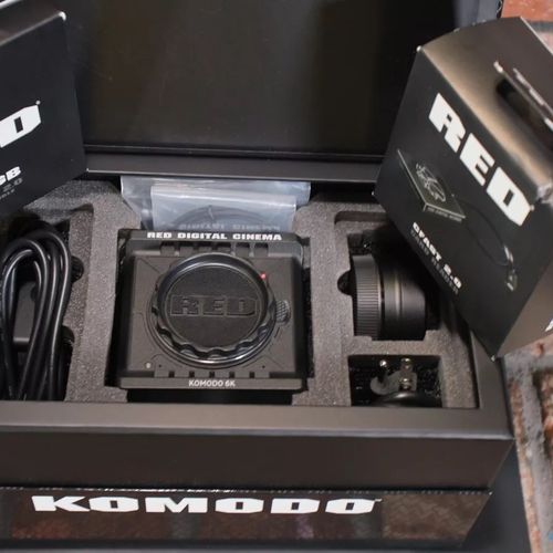 RED KOMODO 6K STARTER PACK (W/O CANON ND)+RED WARRANTY +MORE 