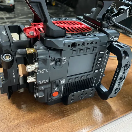 thumbnail-6 for RED DIGITAL CINEMA V-RAPTOR FULL FRAME 8K VV DSMC3 Camera (Canon RF, Black)