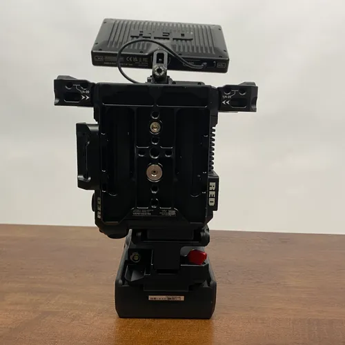 thumbnail-16 for RED DIGITAL CINEMA V-RAPTOR FULL FRAME 8K VV DSMC3 Camera (Canon RF, Black)