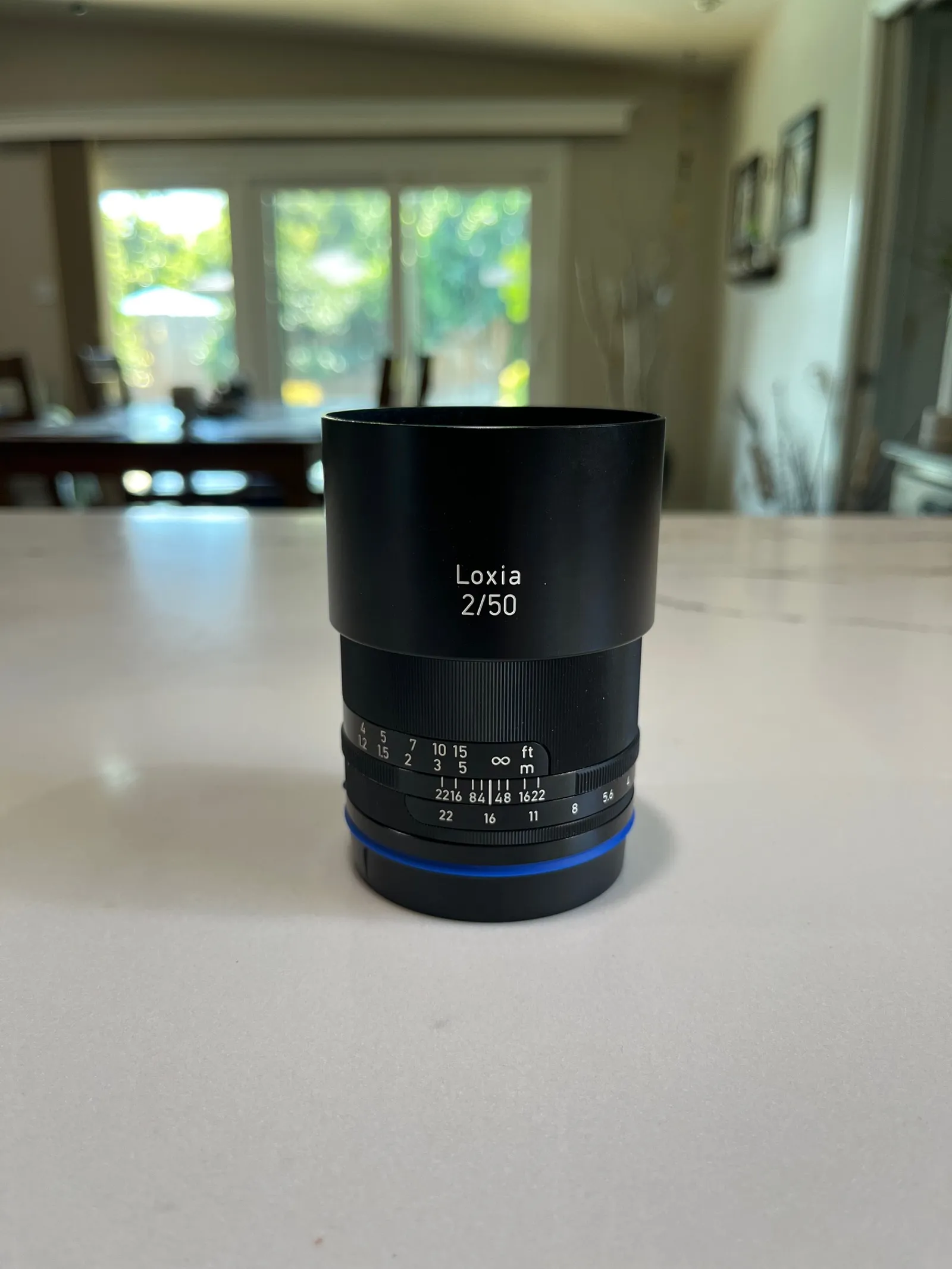 ZEISS Loxia 50mm f/2 Planar T* - Sony FE Fit