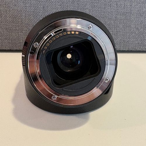 thumbnail-4 for Sony FE 24-50mm f/2.8 G Lens
