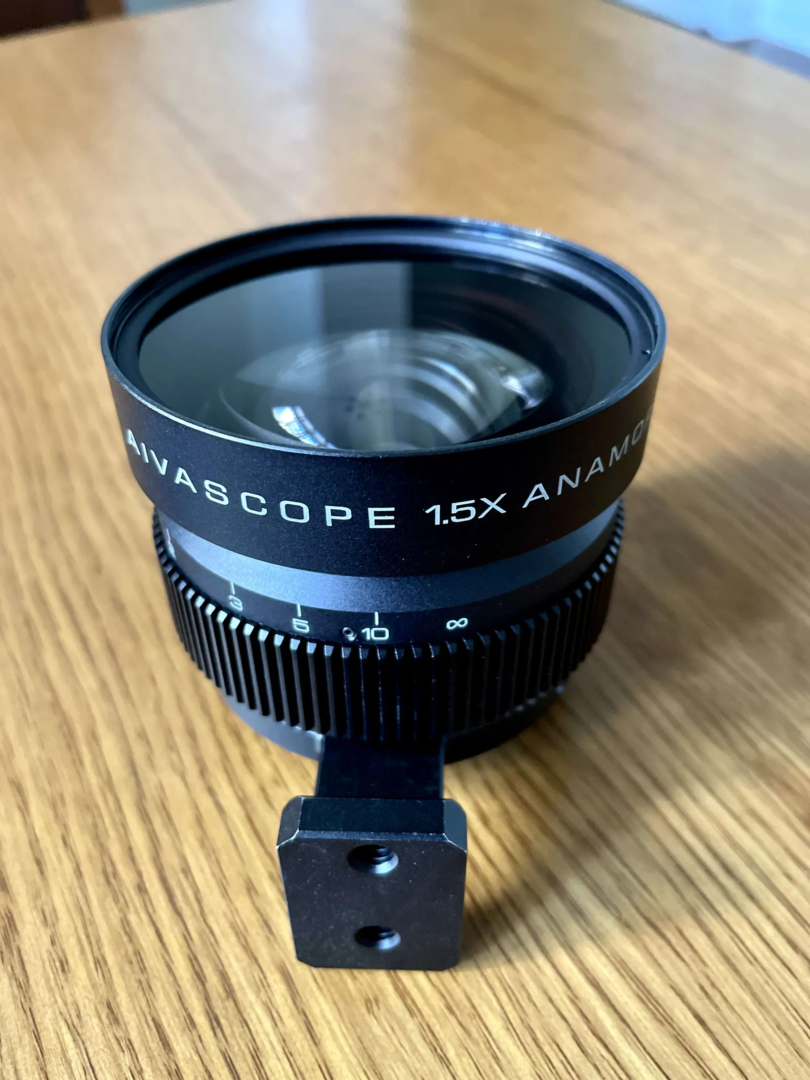  Aivascope 1.5X amber flare anamorphic lens