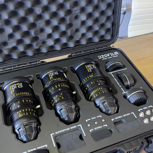 DZO Pictor T2.8 Cinema Zoom Set of 3 - PL/EF Mount - Like New
