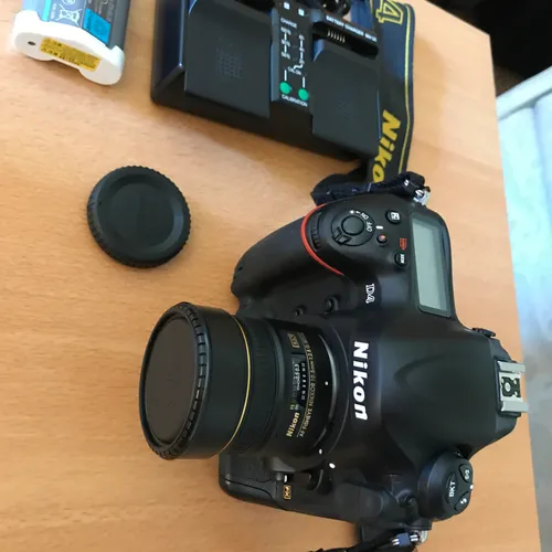 thumbnail-3 for Nikon D4 Digital Camera - Near mint condition (~16.5K shutter count)