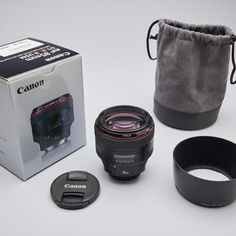 thumbnail-0 for Canon EF 85mm 1.2L II USM -- ** FREE SHIPPING **