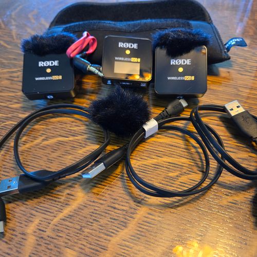 thumbnail-3 for Rode Wireless GO II Dual Channel Wireless Microphone System in excellent condition. All accessories included!