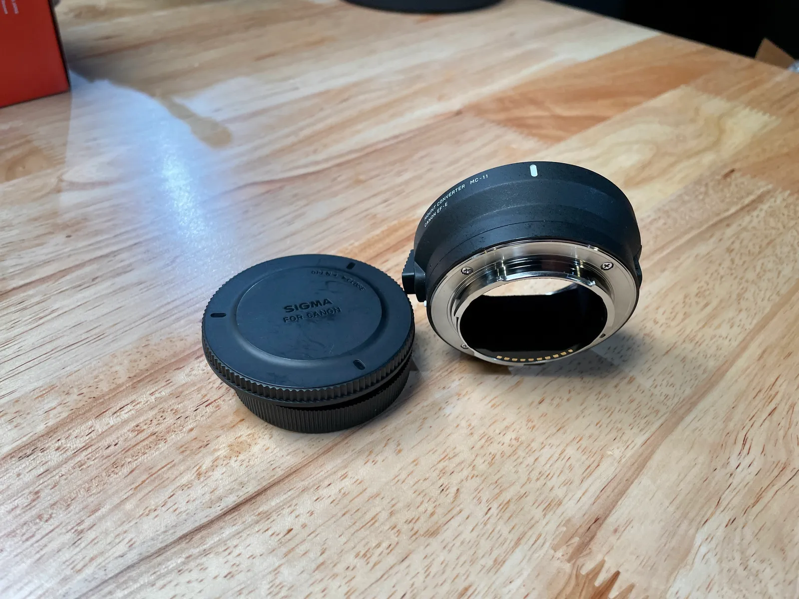 Sigma MC-11 Mount Converter/Lens Adapter Sigma EF-Mount Lenses to