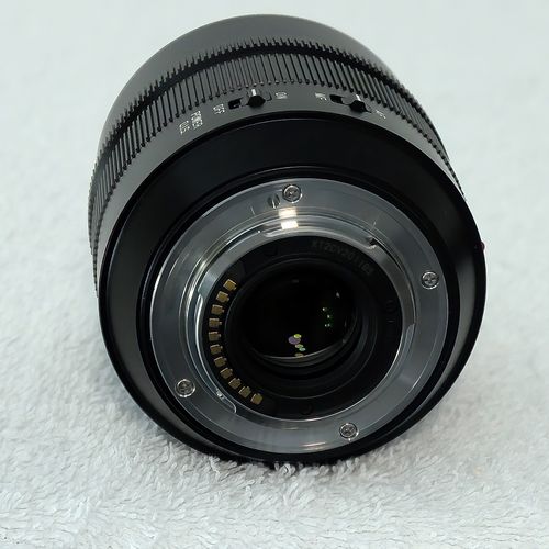 thumbnail-2 for Leica DG Nocticron 42.5mm f/1.2 ASPH. POWER O.I.S. Lens