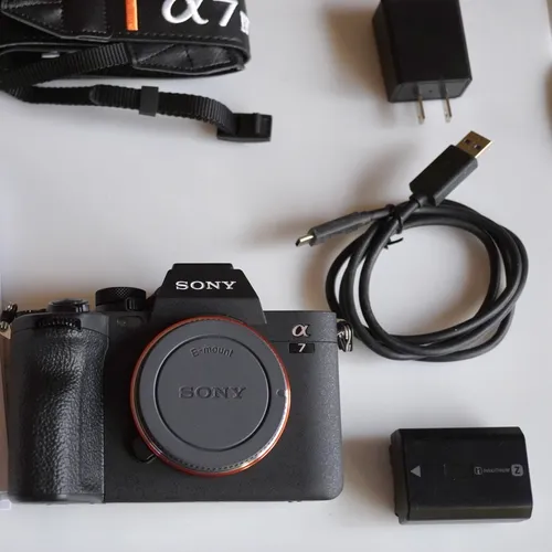 Sony Alpha 7 IV Full-frame Mirrorless Interchangeable Lens Camera From ...