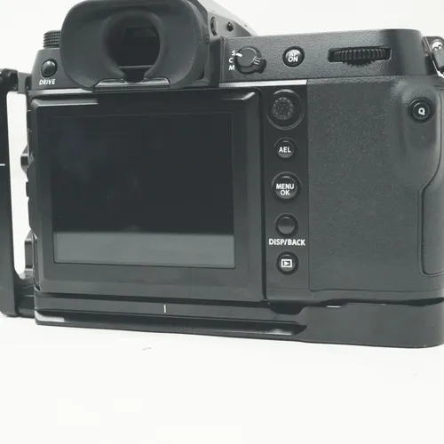 thumbnail-4 for FUJIFILM GFX 100S 102MP Medium Format Mirrorless Camera (Body)