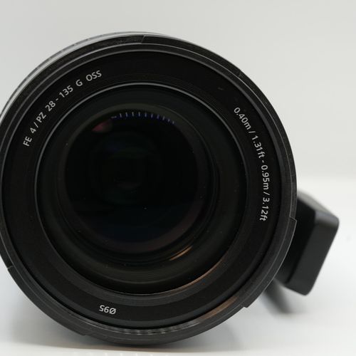 thumbnail-5 for Sony 28-135mm FE PZ F4 G OSS Full-Frame E-Mount Power Zoom Lens SELP28135G - EUC