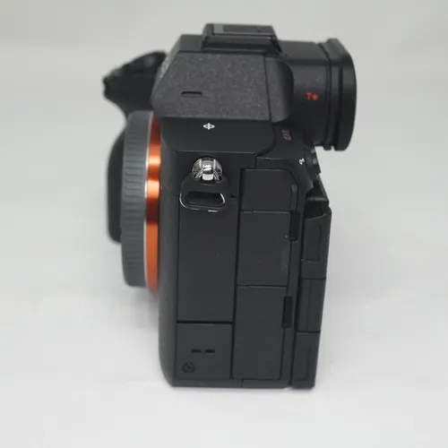 thumbnail-3 for Sony a7R V 61MP Full-Frame Mirrorless Camera - a7r5 a7rV