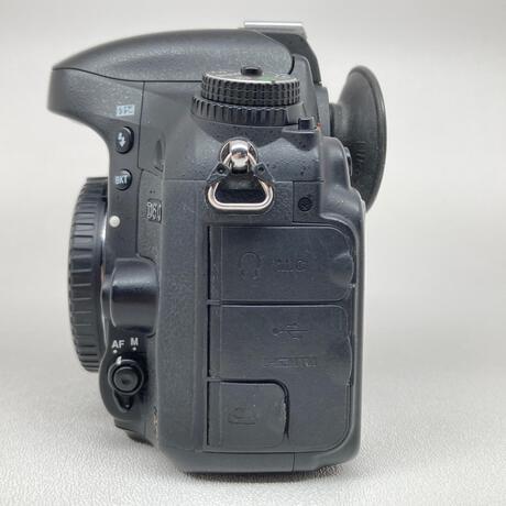 thumbnail-3 for Nikon D610 Loaded! with Battery Grip and RRS L Bracket - Very Good Condition