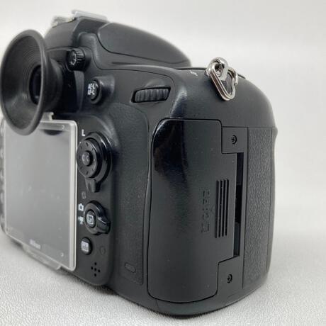 thumbnail-6 for Nikon D610 Loaded! with Battery Grip and RRS L Bracket - Very Good Condition
