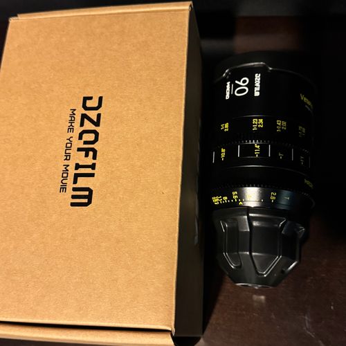 DZO Vespid 90mm macro 2.8 lens (PL & EF mounts)