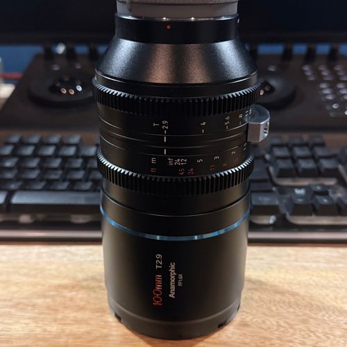 Sirui Venus FF anamorphic 100mm Emount