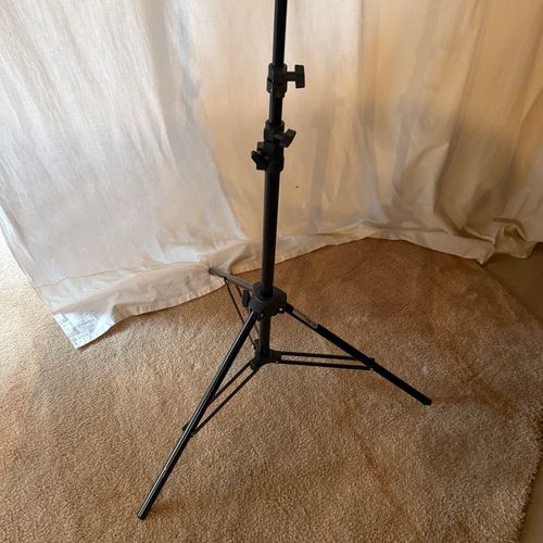 thumbnail-4 for Hensel Strobe Studio Lighting Kit 