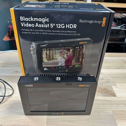 Blackmagic Video Assist 5" 12G HDR monitor recorder