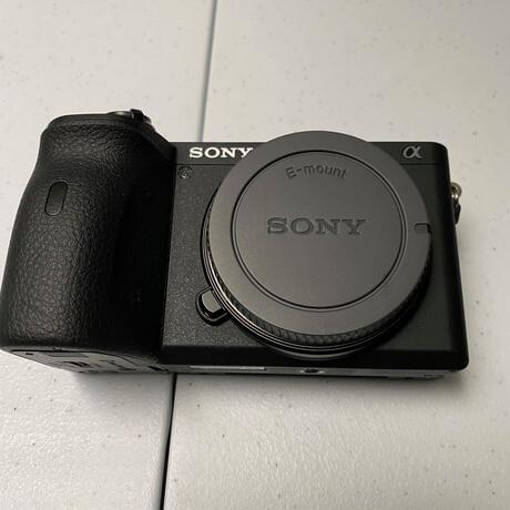 thumbnail-0 for Sony A6600 with Small Rig Cage