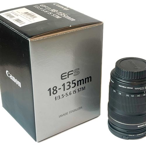 Canon EF-S 18-135mm f/3.5-5.6 IS STM Lens