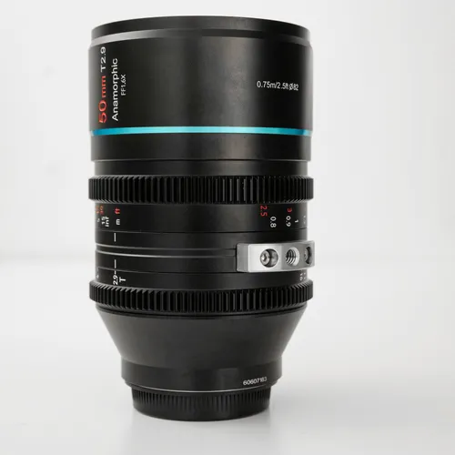 thumbnail-4 for Sirui 50mm T2.9 Full Frame 1.6x Anamorphic Lens (Leica L)