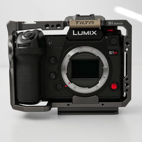 thumbnail-7 for LUMIX S1H with Tilta Cage and Handle