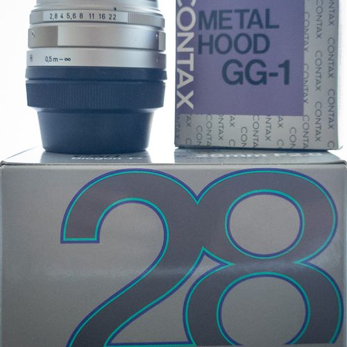 ZEISS Biogon T* 2.8/28mm ZM  Lens for Contax G System Cameras