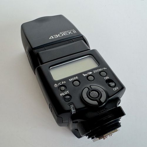 thumbnail-38 for Canon 5D Mark II - 24-105mm Lens w/ Speed Lite & Battery Grip
