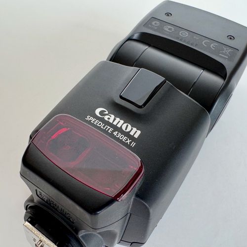 thumbnail-37 for Canon 5D Mark II - 24-105mm Lens w/ Speed Lite & Battery Grip