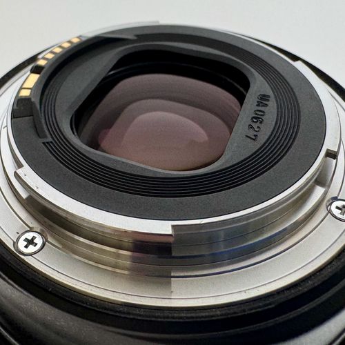 thumbnail-24 for Canon 5D Mark II - 24-105mm Lens w/ Speed Lite & Battery Grip