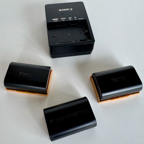 thumbnail-50 for Canon 5D Mark II - 24-105mm Lens w/ Speed Lite & Battery Grip