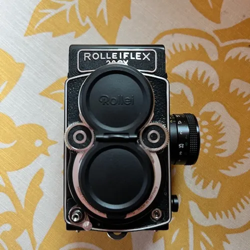 thumbnail-1 for Rolleiflex 2.8GX w/80mm f/2.8 Planar HFT EXCELLENT