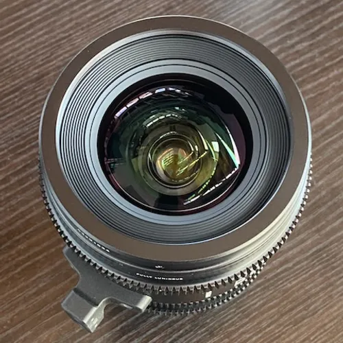 thumbnail-3 for Sigma 24-35mm T2.2 Fully Luminous FF Zoom Lens (Sony E, Feet [w/ Custom Case])
