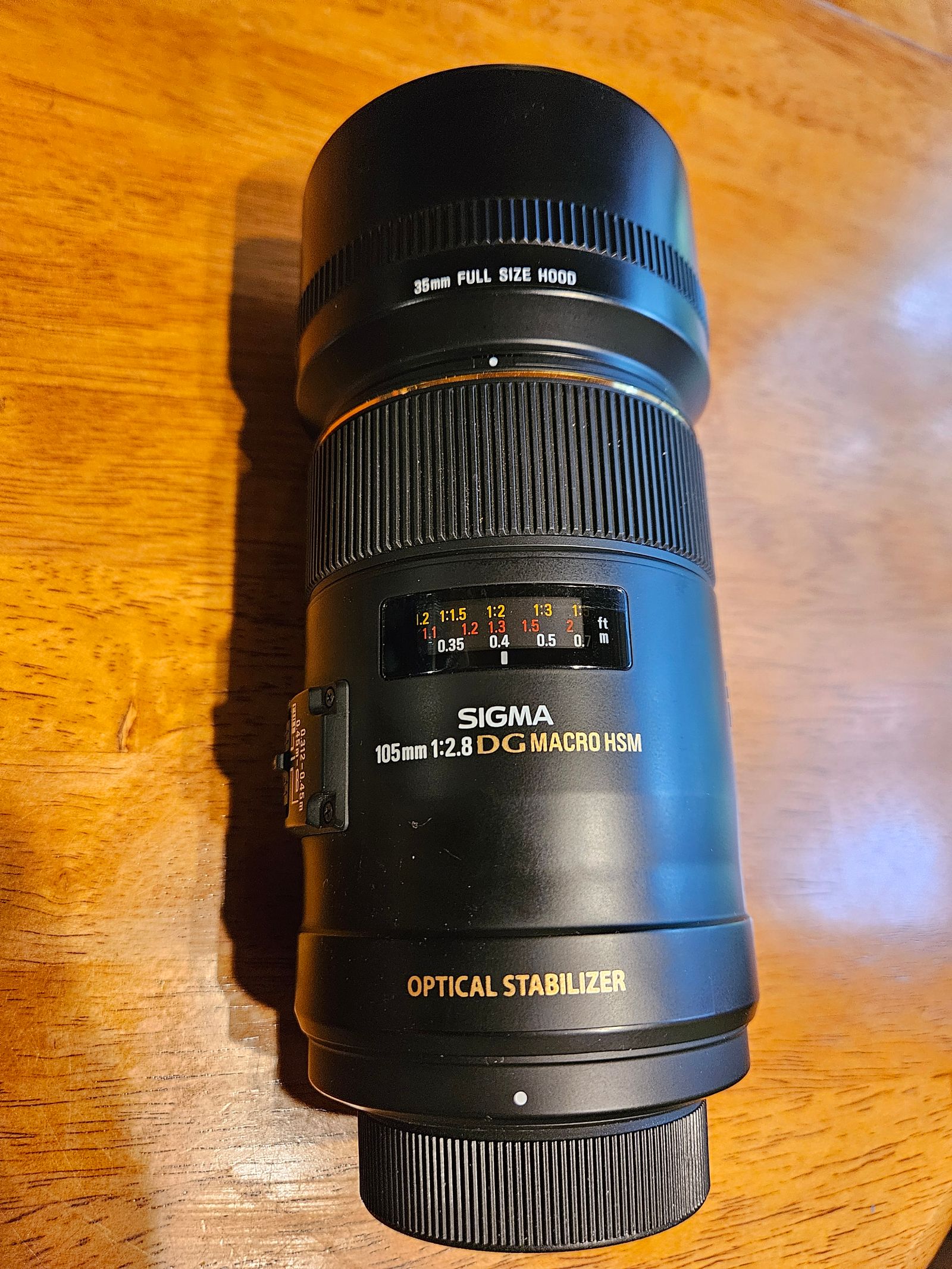 Sigma 105mm 1:2.8 DG Macro HSM Lens, Nikon F Mount