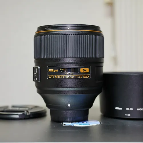 Nikon Nikkor AF-S 105mm f1.4 E ED Lens - Excellent Condition