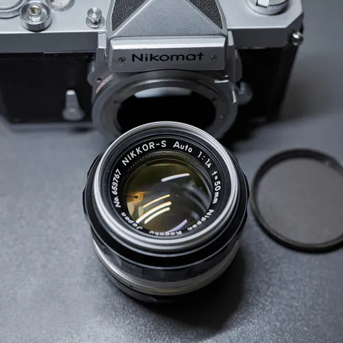 Nikon Nikomat FTN + Nikkor-S Auto 50mm F1.4 + 4 Batteries