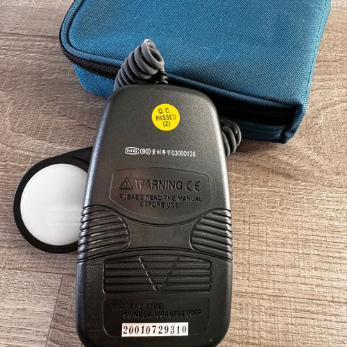 thumbnail-1 for Lux Meter Mastech MS6610 w/ case