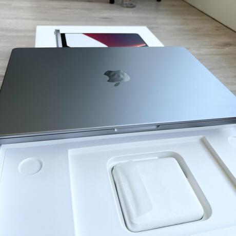 thumbnail-2 for Macbook Pro 14" 512GB with AppleCare+ Space Gray 16GB Ram 8-core CPU M1 PRO //not Silver or 16"