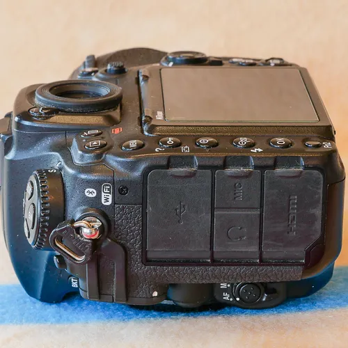 thumbnail-3 for Nikon D810 Body