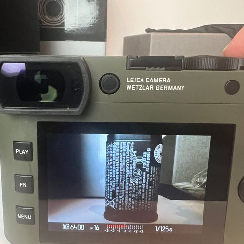 thumbnail-8 for Leica Q2 Reporter w/extra battery