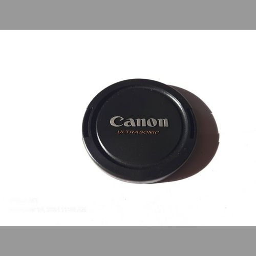 thumbnail-1 for Canon Ultrasonic Plastic Front Lens Cap 62mm - Clip on Style - Super Clean